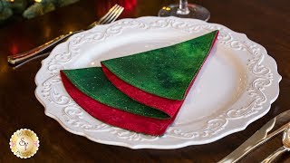 Simple DIY Folded Christmas Tree Napkin  Shabby Fabrics Tutorials [upl. by Auliffe]