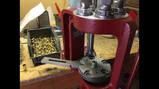 Hornady LNL Reloading 9mm [upl. by Selbbep]