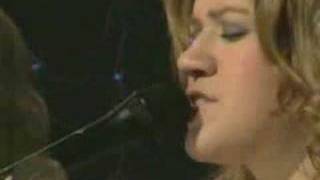 Breakaway Live Acoustic  Vh1  Kelly Clarkson [upl. by Doll]