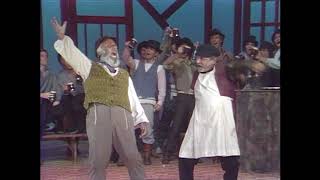 Fiddler On The Roof  To Life Lchaim amp Bottle Dance  1980  MDA Telethon [upl. by Aisaim]