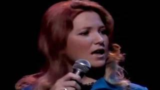 Tanya Tucker Blood Red and Goin Down LIVE 1975 [upl. by Kee]