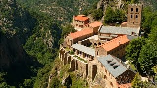 Labbaye vers le ciel  SaintMartin du Canigou [upl. by Yelrahc]