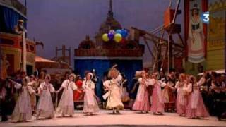 Petrushka  extrait de ACT 1 Ballet lopera National de Paris [upl. by Pernas]