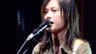 YUI  Rolling Star Live [upl. by Breed156]